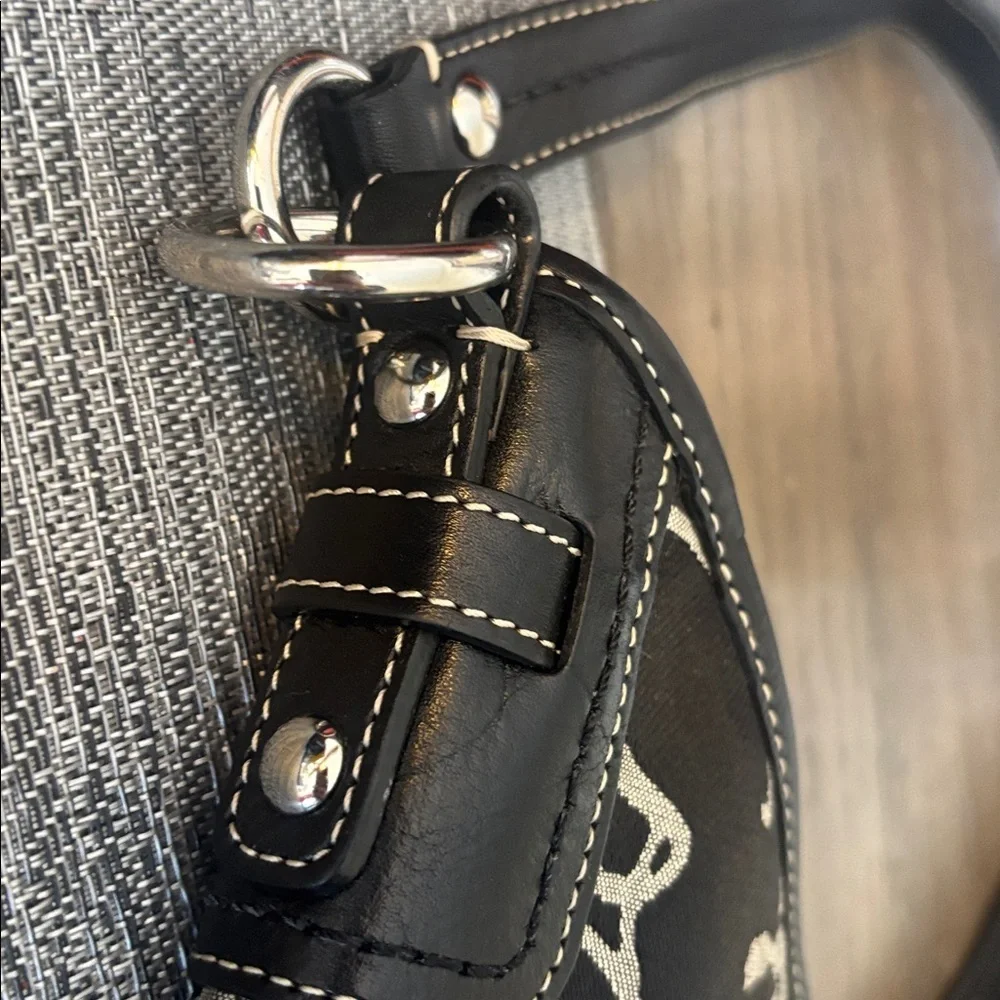 Coach vintage Horse & Carriage hobo shoulder bag black & grey canvas purse Y2K